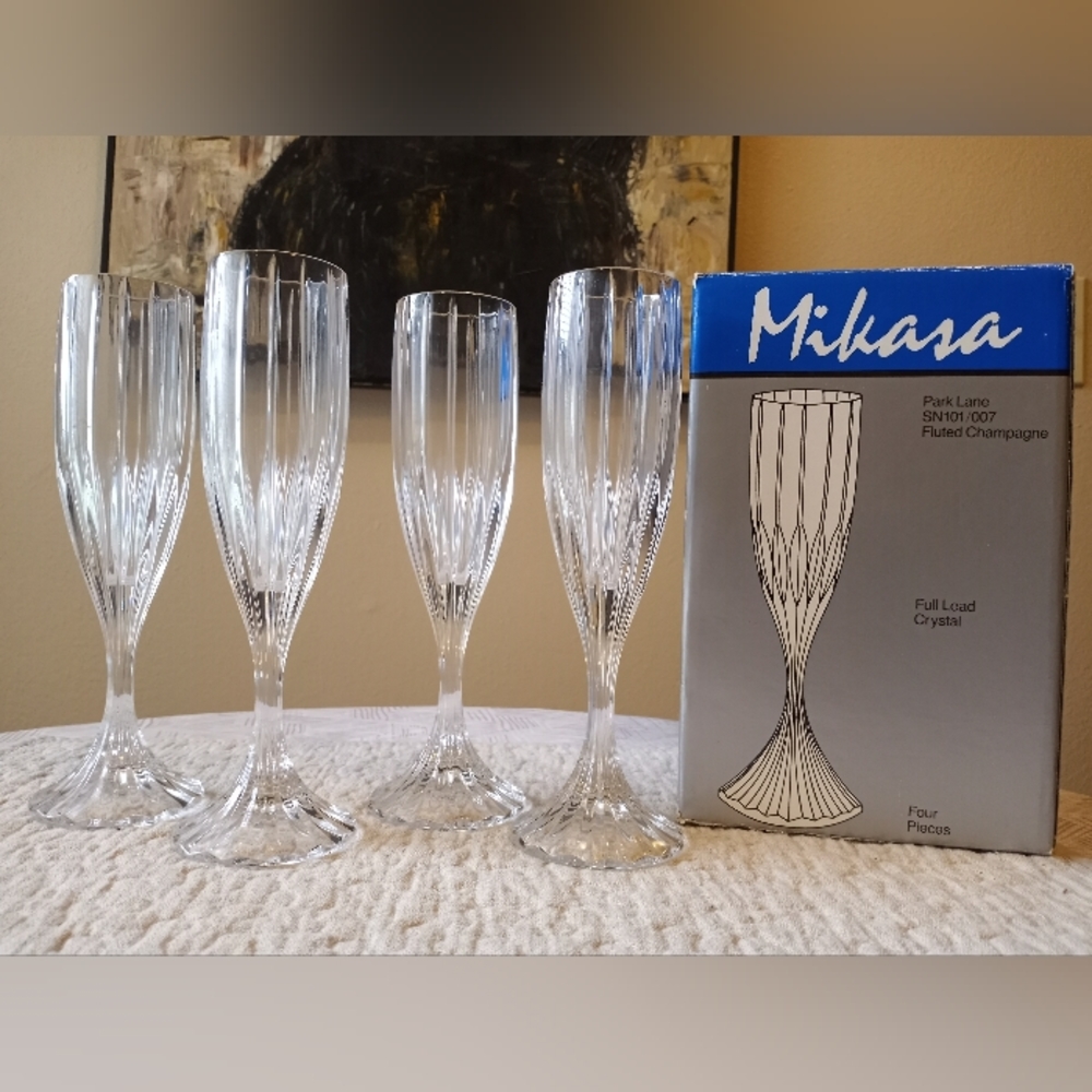 Mikasa Park Lane Champagne Glasses